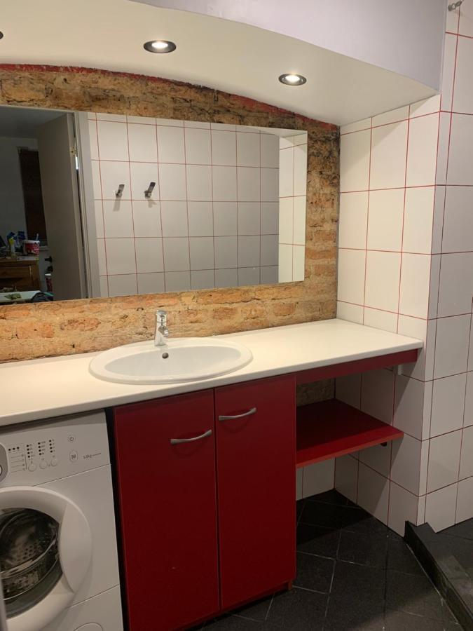 Old Studio Apartment Vilnius Exterior photo
